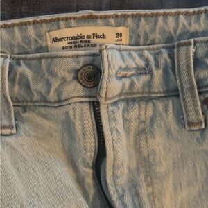 Abercrombie & Fitch women’s Light Blue Relaxed Jeans
